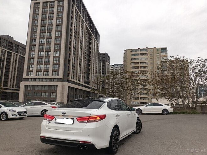 Kia K5 2016, 104,700 km - 2.0 l - Bakı