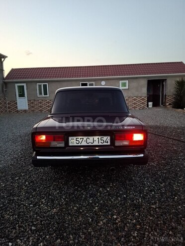 LADA (VAZ) 2107 2010, 20,000 km - 1.6 л - Salyan