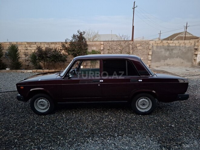 LADA (VAZ) 2107 2010, 20,000 km - 1.6 л - Salyan
