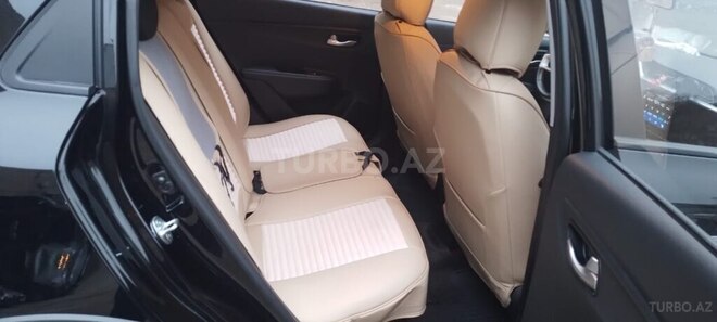 Kia Rio X-Line 2021, 9,000 km - 1.6 l - Bakı