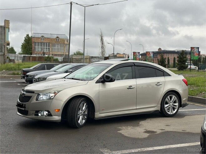 Chevrolet Cruze 2013, 240,000 km - 1.4 l - Gəncə