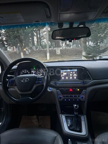 Hyundai Elantra 2016, 190,000 km - 2.0 л - Bakı