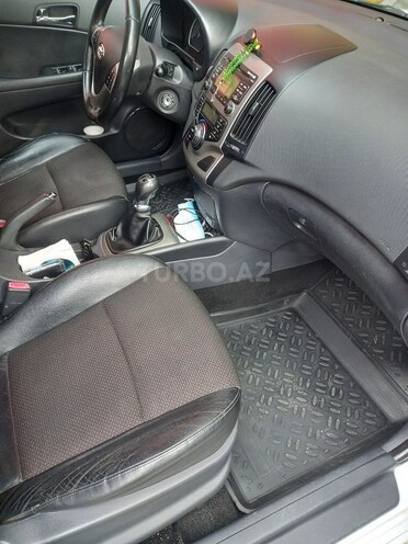 Hyundai i30 2010, 277,000 km - 1.6 л - İsmayıllı