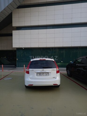 Hyundai i30 2010, 277,000 km - 1.6 л - İsmayıllı