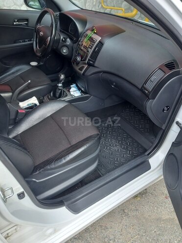 Hyundai i30 2010, 277,000 km - 1.6 л - İsmayıllı