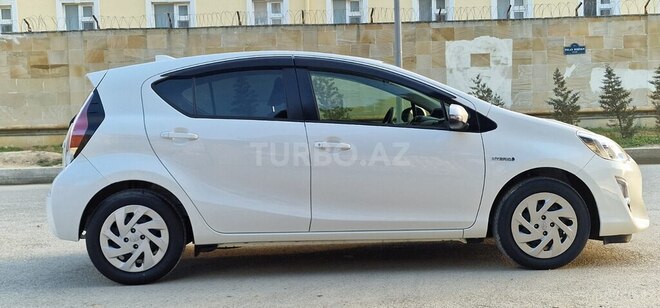 Toyota Aqua 2017, 98,000 km - 1.5 l - Bakı