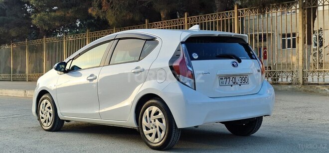 Toyota Aqua 2017, 98,000 km - 1.5 l - Bakı