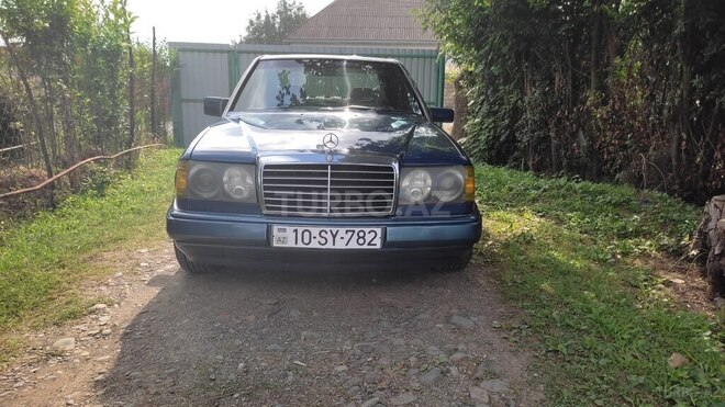 Mercedes E 230 1990, 389,258 km - 2.3 l - Astara