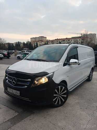 Mercedes Vito 114 2017, 169,000 km - 2.2 л - Bakı