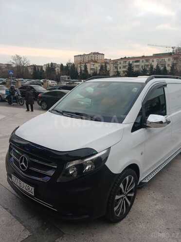 Mercedes Vito 114 2017, 169,000 km - 2.2 л - Bakı