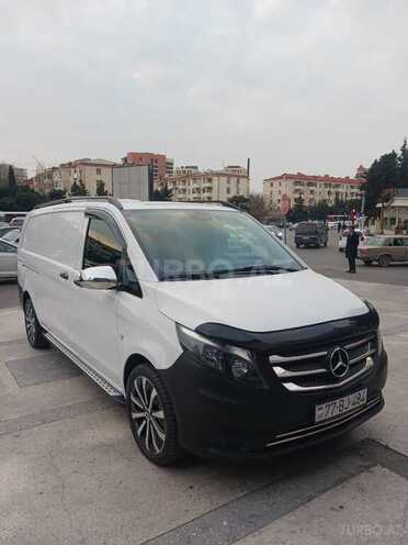 Mercedes Vito 114 2017, 169,000 km - 2.2 л - Bakı