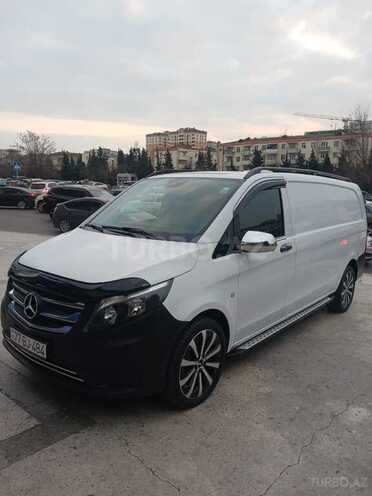 Mercedes Vito 114 2017, 169,000 km - 2.2 л - Bakı