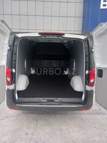 Mercedes Vito 114 2017, 169,000 km - 2.2 л - Bakı