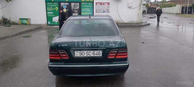 Mercedes E 320 2001, 489,000 km - 3.2 л - Bakı