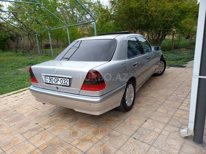 Mercedes C 180 1999, 314,000 km - 1.8 л - Ağcabədi