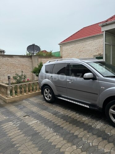 Mitsubishi Outlander 2007, 177,000 km - 3.0 л - Bakı