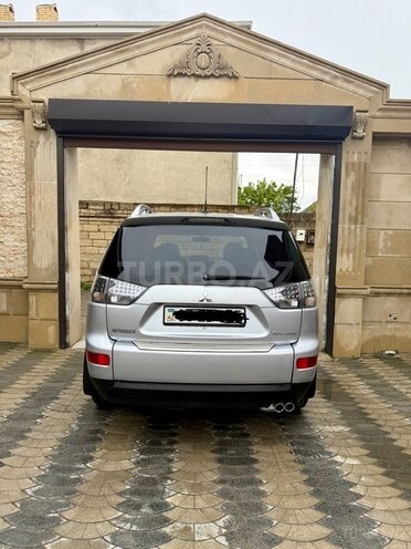 Mitsubishi Outlander 2007, 177,000 km - 3.0 л - Bakı