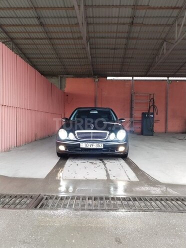 Mercedes E 350 2005, 393,000 km - 3.5 l - Bakı