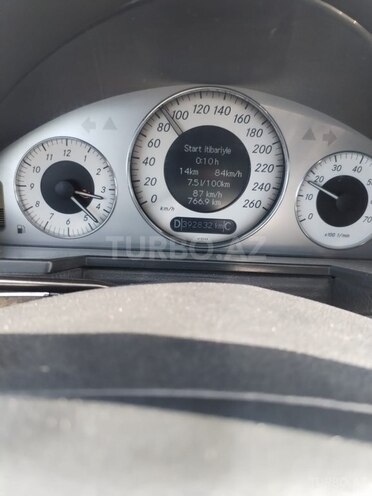 Mercedes E 350 2005, 393,000 km - 3.5 l - Bakı