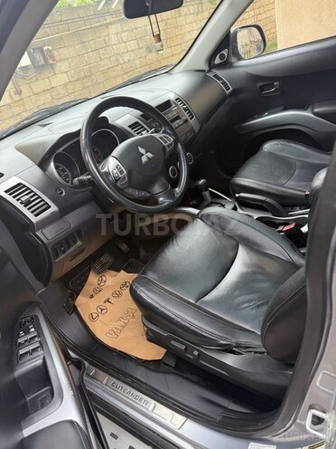 Mitsubishi Outlander 2007, 177,000 km - 3.0 л - Bakı