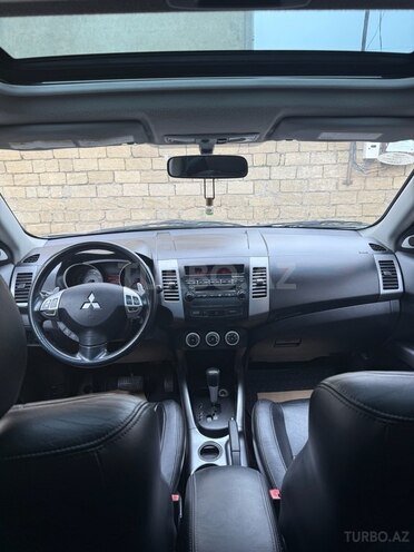 Mitsubishi Outlander 2007, 177,000 km - 3.0 л - Bakı