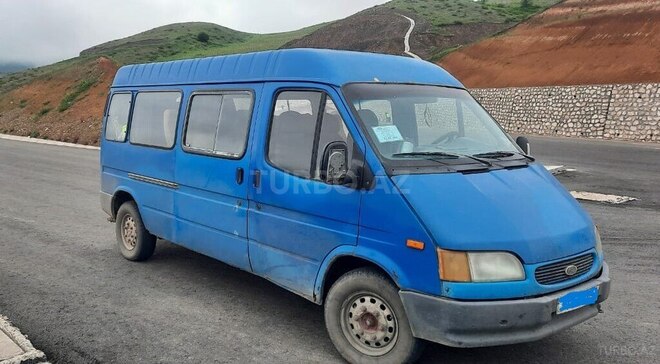 Ford Transit 1999, 250,000 km - 2.5 l - Beyləqan