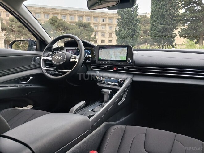 Hyundai Elantra 2024, 16,350 km - 1.6 l - Bakı
