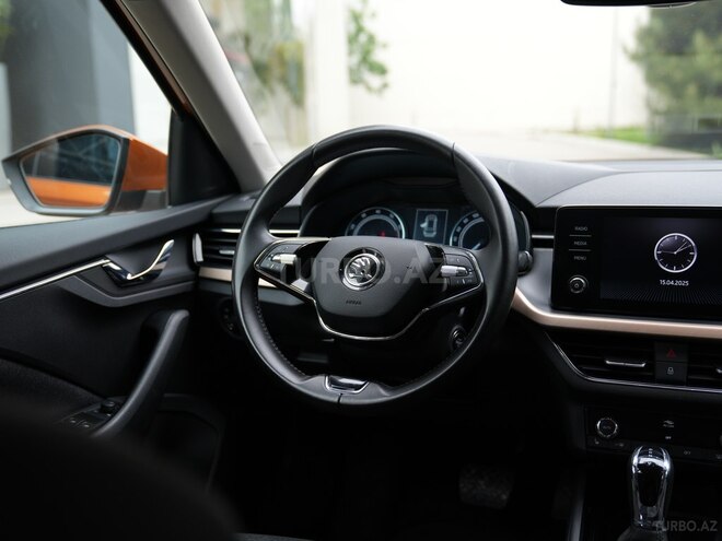 Skoda Kamiq 2023, 37,800 km - 1.6 л - Bakı