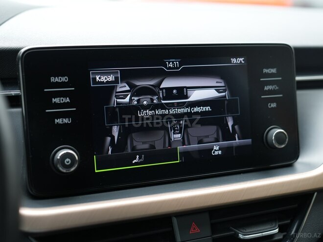 Skoda Kamiq 2023, 37,800 km - 1.6 л - Bakı