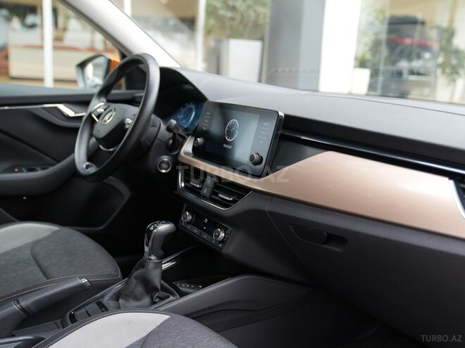 Skoda Kamiq 2023, 37,800 km - 1.6 л - Bakı
