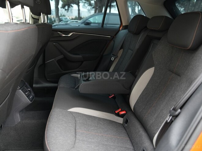 Skoda Kamiq 2023, 37,800 km - 1.6 л - Bakı