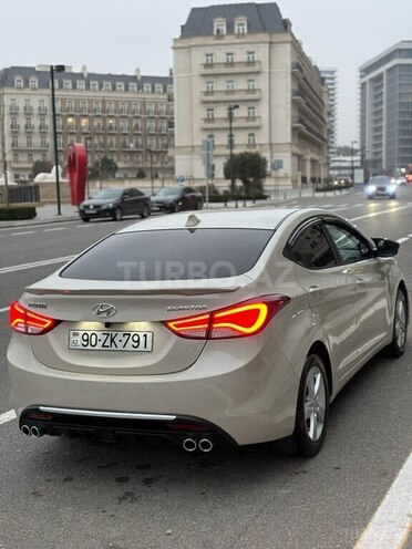 Hyundai Elantra 2011, 270,000 km - 1.8 l - Bakı