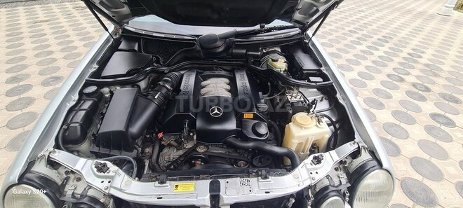Mercedes E 240 2000, 234,876 km - 2.4 l - Masallı