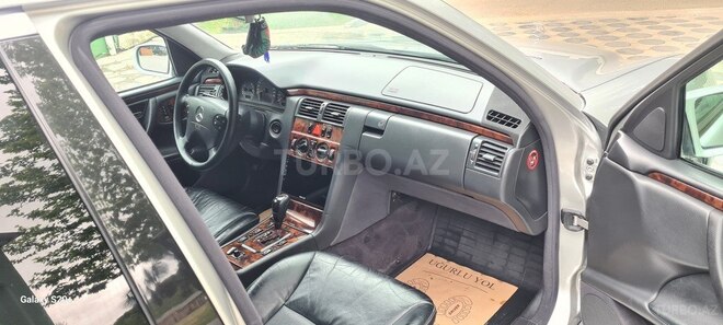 Mercedes E 240 2000, 234,876 km - 2.4 l - Masallı