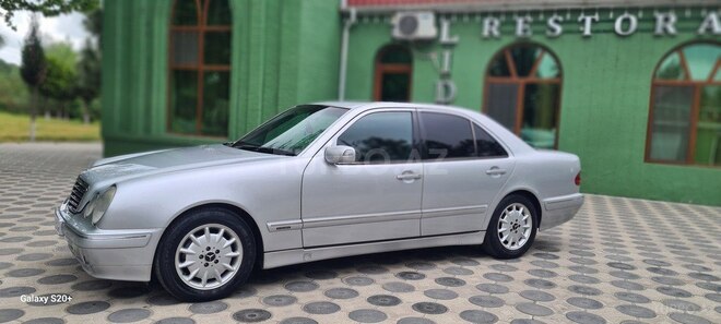 Mercedes E 240 2000, 234,876 km - 2.4 l - Masallı