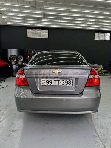 Chevrolet Aveo-2