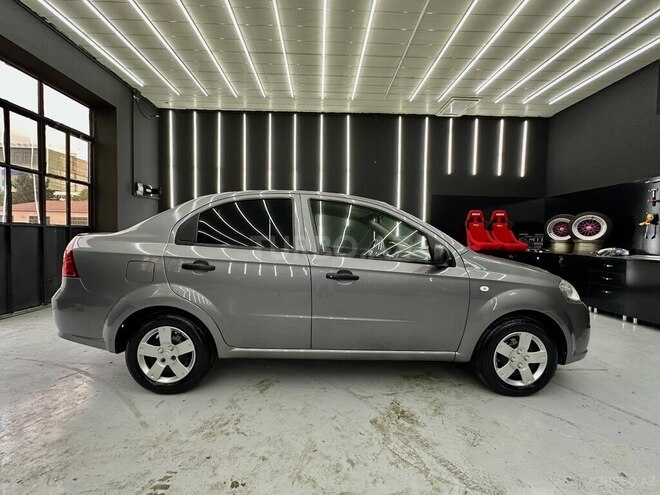 Chevrolet Aveo-4