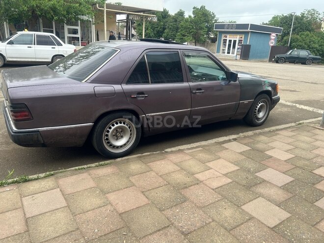Mercedes E 250 1991, 254,675 km - 2.5 l - Cəlilabad