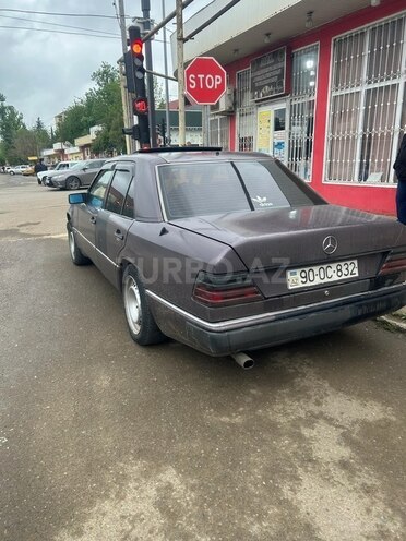 Mercedes E 250 1991, 254,675 km - 2.5 l - Cəlilabad