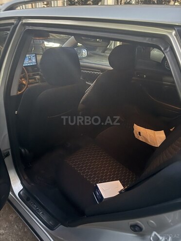 Toyota Avensis 2006, 360,000 km - 2.0 л - Bakı