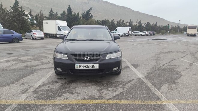 Hyundai Sonata-1