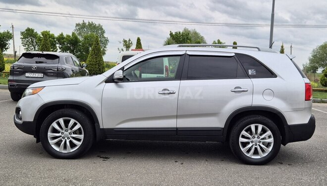 Kia Sorento 2011, 183,000 km - 2.0 l - Ağcabədi