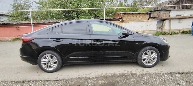Hyundai Avante 2020, 96,000 km - 2.0 л - Quba