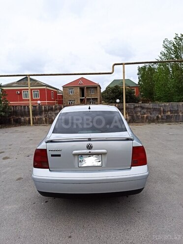 Volkswagen Passat 2000, 198,500 km - 1.8 l - Bakı