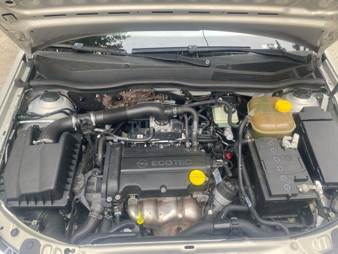 Opel Astra 2005, 239,000 km - 1.4 l - Bakı