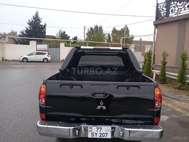 Mitsubishi L200 2012, 271,500 km - 2.5 l - Bakı