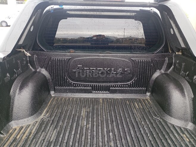 Mitsubishi L200 2012, 271,500 km - 2.5 l - Bakı