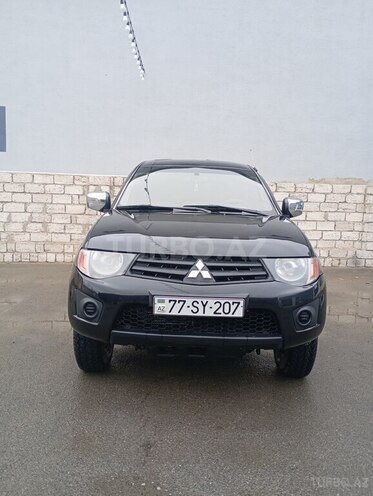 Mitsubishi L200 2012, 271,500 km - 2.5 l - Bakı
