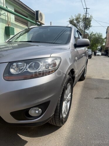 Hyundai Santa Fe 2009, 203,000 km - 2.0 л - Bakı