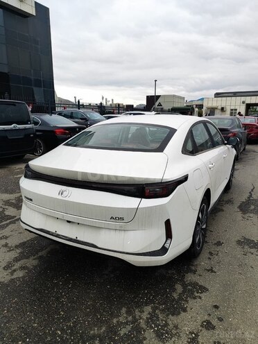 Changan Qiyuan A05 2024, 0 km - 1.5 л - Bakı